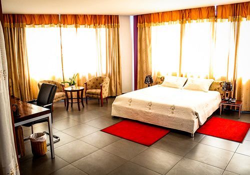 Maxlot Hotel Аккра Экстерьер фото